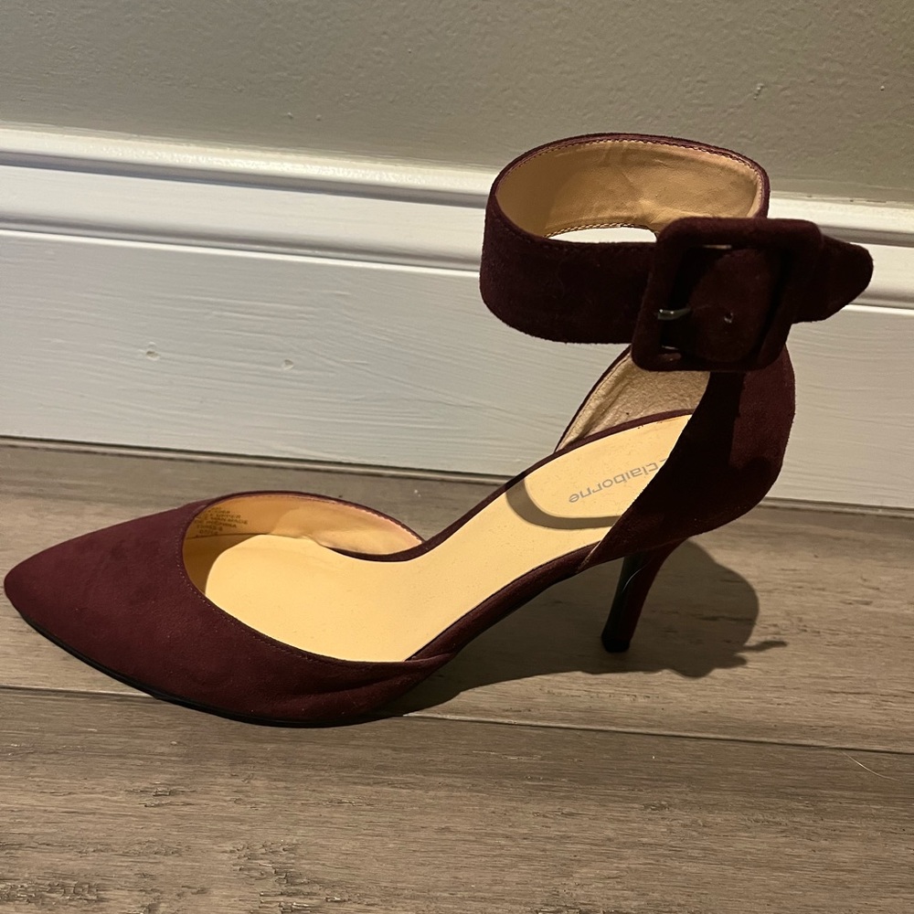 Liz Claiborne - Suede Pump - Size 7.5 - Used once